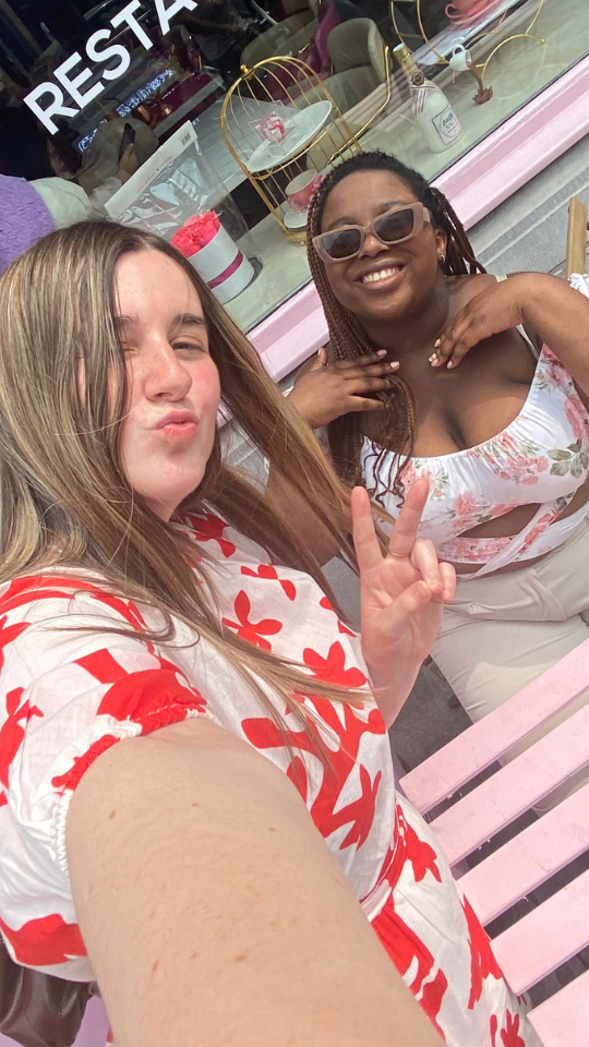 positive affirmations, daily dose of joy, two girls smiling in a selfie
